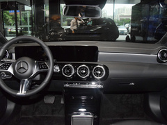 2023款 A 180 L