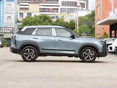 2023款 1.6T 两驱探野版