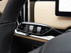 2023款 1.6T 两驱探野版