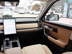 2023款 1.6T 两驱探野版