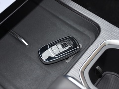 2023款 1.6T 两驱探野版