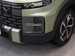 2023款 1.6T 两驱探野版