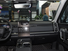 2023款 1.6T 两驱探野版