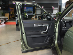 2023款 1.6T 两驱探野版