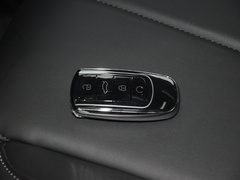2023款 1.6T 两驱探野版