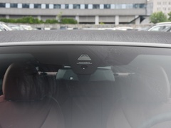 2023款 430i 敞篷M运动曜夜套装