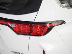 2023款 1.5T 卓越型