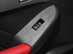 2023款 1.5T 动感型