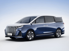 2024款 智聆版 1.5T 150KM 尊贵型