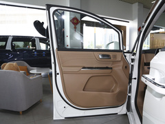 2024款 智聆版 1.5T 150KM 尊贵型