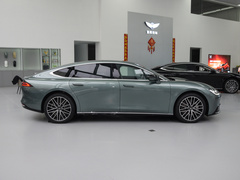 2023款 810km 后驅(qū)尊貴版