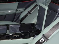 2023款 810km 后驅(qū)尊貴版