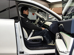 2023款 610km 后驱尊贵版