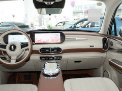 2023款 500km 尊贵型