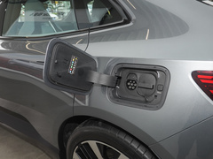 2023款  雙電機(jī)高性能PRO