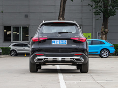2023款 GLC 260 L 4MATIC 动感型 5座