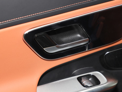 2023款 GLC 260 L 4MATIC 动感型 5座