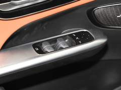 2023款 GLC 260 L 4MATIC 动感型 5座