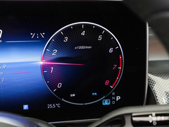 2023款 GLC 260 L 4MATIC 动感型 5座