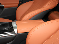 2023款 GLC 260 L 4MATIC 动感型 5座