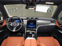 2023款 GLC 260 L 4MATIC 动感型 5座