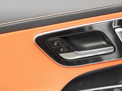 2023款 GLC 260 L 4MATIC 动感型 5座