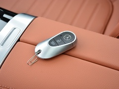 2023款 GLC 260 L 4MATIC 动感型 7座