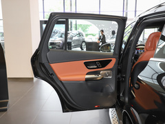 2023款 GLC 300 L 4MATIC 动感型 7座