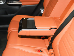 2023款 GLC 300 L 4MATIC 动感型 7座