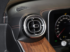2023款 GLC 300 L 4MATIC 动感型 7座