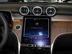 2023款 GLC 300 L 4MATIC 动感型 7座