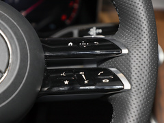 2023款 GLC 300 L 4MATIC 动感型 7座