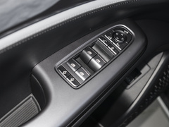 2023款 DM-i 1.5L 121km 豪华型
