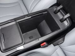 2023款 DM-i 1.5L 121km 豪华型