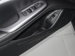2023款 DM-i 1.5L 121km 豪华型