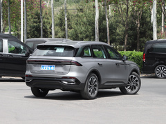 2023款 2.0T 四驱尊睿版