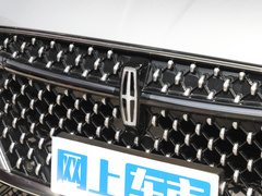 2023款 2.0T 四驱尊睿版