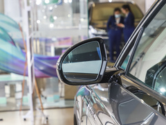 2023款 2.0T 四驱尊睿版