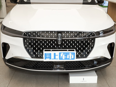 2023款 2.0T 四驱尊睿版