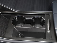 2023款 2.0T 四驱尊睿版