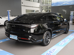 2023款 DM-i 1.5L 121km 尊贵型
