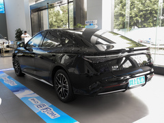 2023款 DM-i 1.5L 121km 尊贵型