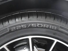 2023款 DM-i 1.5L 121km 尊贵型