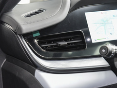 2023款 DM-i 1.5L 121km 尊贵型