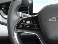 2023款 DM-i 1.5L 121km 尊贵型
