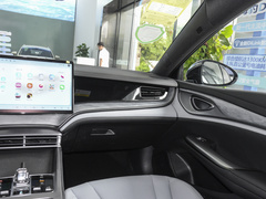 2023款 DM-i 1.5L 121km 尊贵型