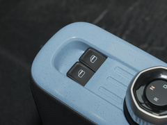 2023款 熊猫mini 200km 小黄鸭限定版 开心吖