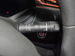 2023款 虎啸 2.3T自动四驱柴油旗舰型M9T