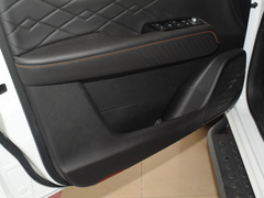 2023款 虎啸 2.3T自动四驱柴油旗舰型M9T