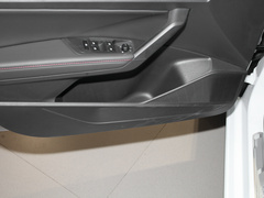 2023款 300TSI DSG星空满逸版